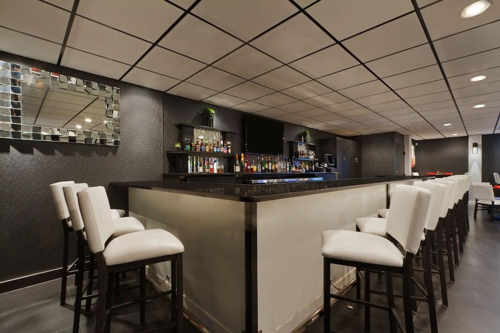 Comfort Inn & Suites Glen Mills - West Chester Exteriör bild