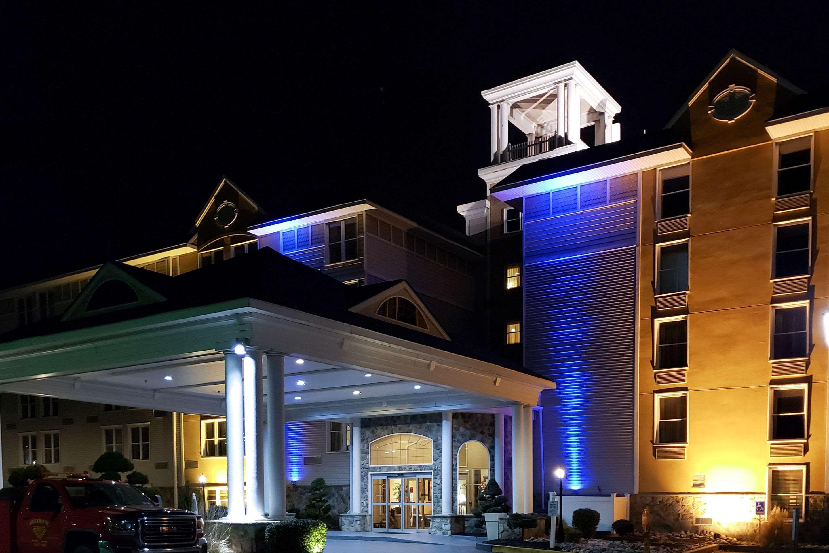 Comfort Inn & Suites Glen Mills - West Chester Exteriör bild