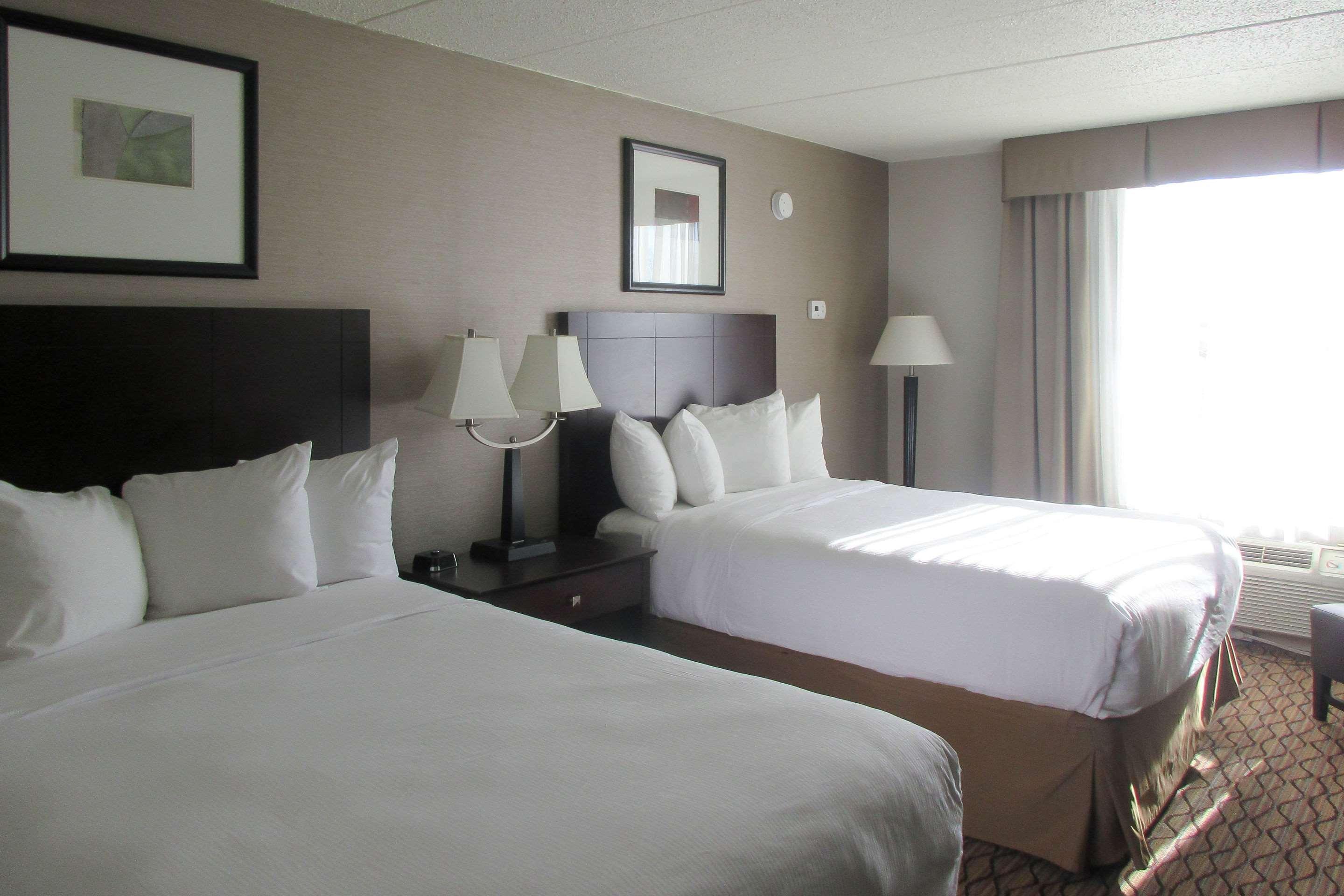 Comfort Inn & Suites Glen Mills - West Chester Exteriör bild
