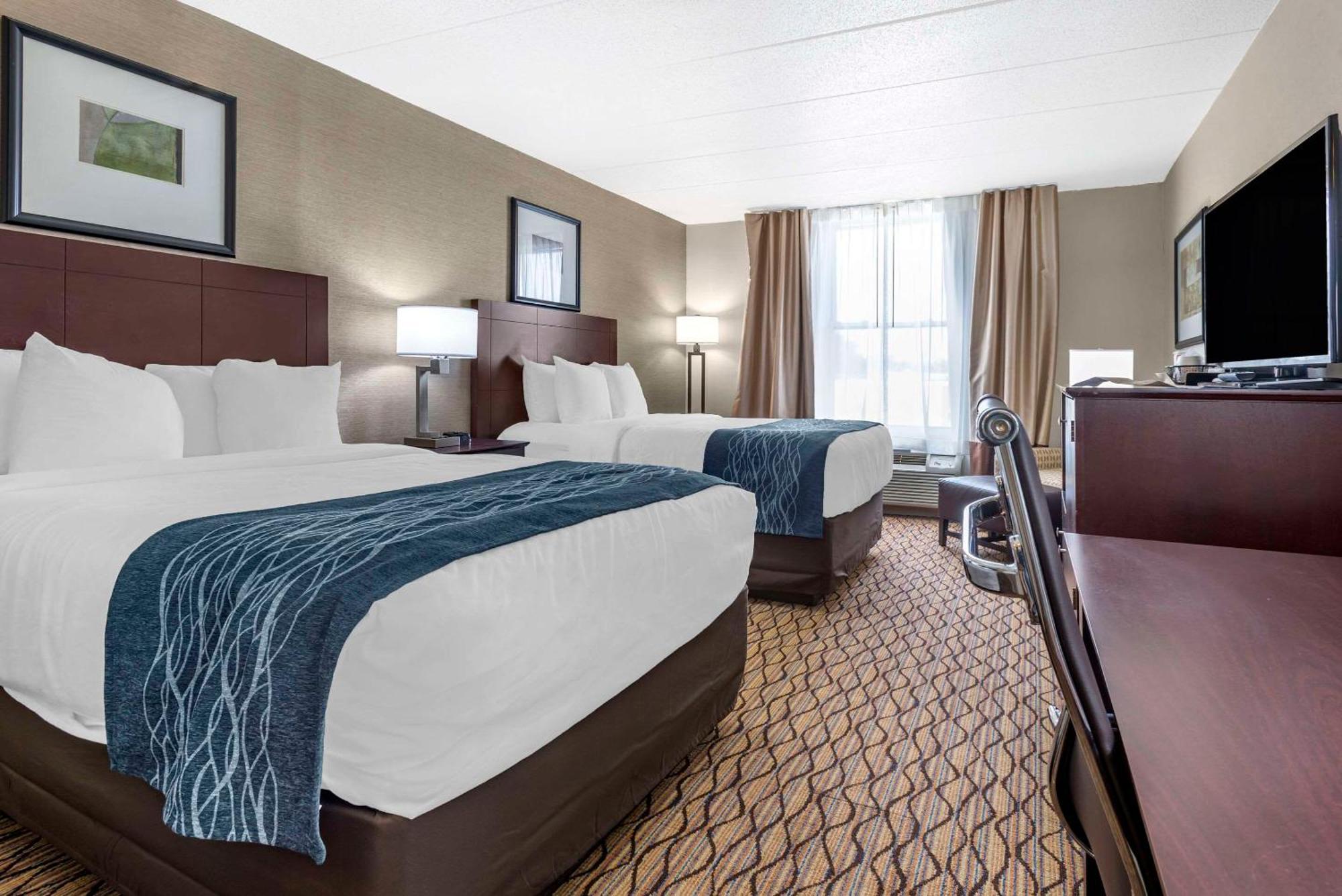 Comfort Inn & Suites Glen Mills - West Chester Exteriör bild