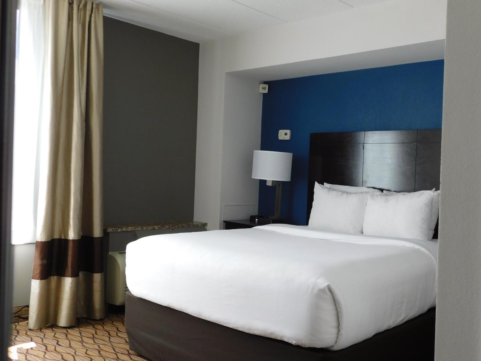 Comfort Inn & Suites Glen Mills - West Chester Exteriör bild